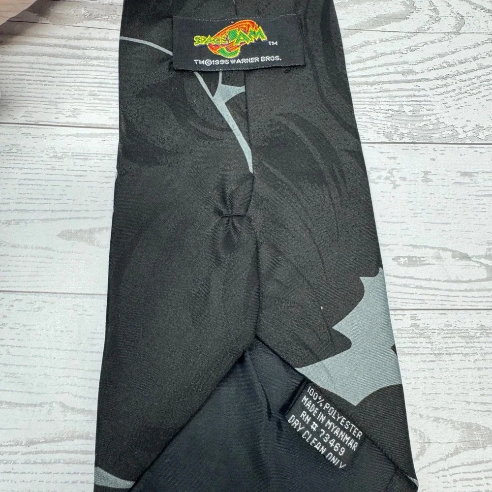 Looney Tunes Tazmanian Devil Basketball‎ Necktie Black Polyester Men VTG